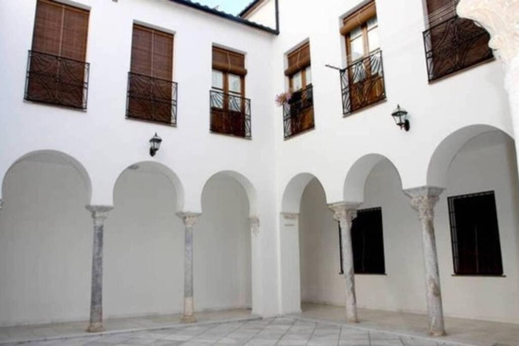 Penthouse In The Historic District Apartment Cordoba Luaran gambar